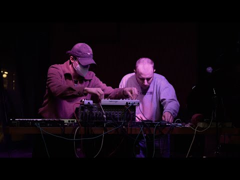 Neuzeitliche Bodenbeläge | Fenster zur Welt