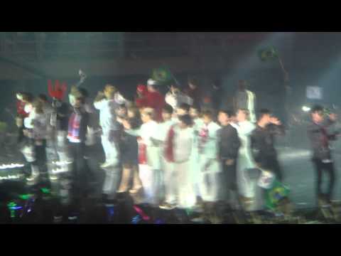140607 [Fancam] Music Bank in Brazil - All Artists - World Cup Cheering (SHINee Key Focus)