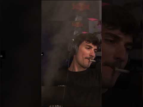 MÃMÃE SAIU FUMAÇA SUBIU! ...KKKKK #alanzoka #mout #shorts