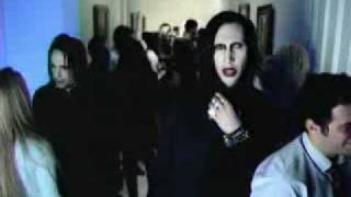 Videoklip Marilyn Manson - Tainted Love s textom piesne