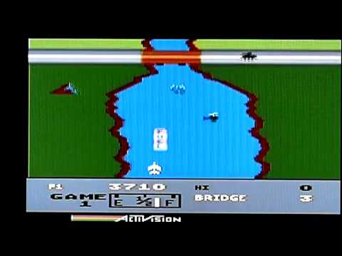 River Raid on Atari 8 bit / 65XE. Gameplay & Commentary