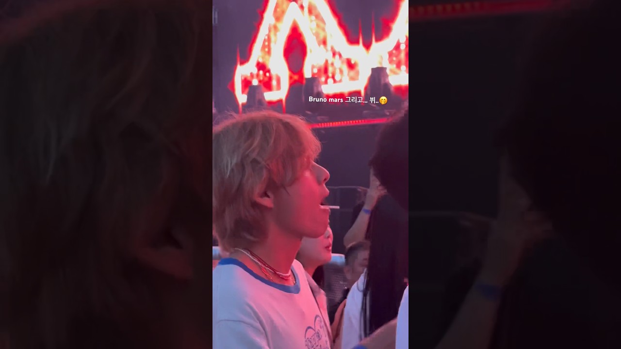 Bruno Mars 브루노 마스, 무대 의상에 숨겨진 전략: 움직임과 스타일의 완벽한 조화 사진