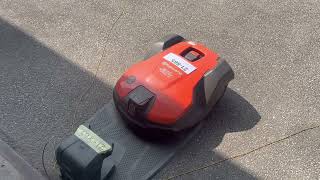 Husqvarna Automower 520 robot lawn mower for sale - Image 5 | Agroline GB Husqvarna Automower 520 robot lawn mower | Image 5 - Agroline