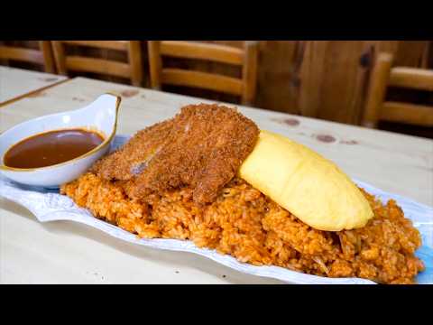 You Won't Believe The Size of This Japanese Diner's 1.2 KG Omelet Rice!