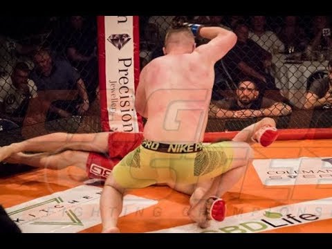 MMA  -   Comby   -V-  Field    -  CAGED STEEL