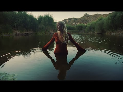 Regina Ferguson - Canyon Town  [Official Music Video]