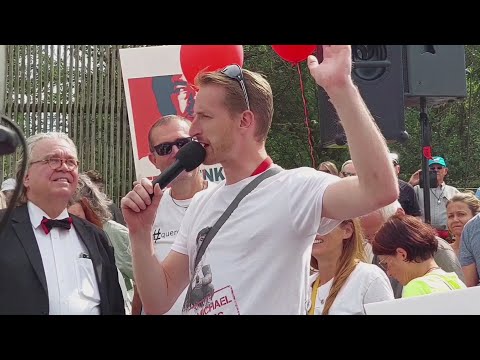 "Free Michael Ballweg"-Demo, JVA Stammheim 09.07.22 - Rede Marcus Fuchs