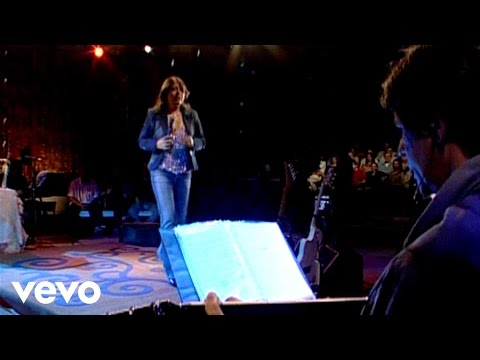 Video thumbnail for Mais Uma Vez (Acústico Ao Vivo)