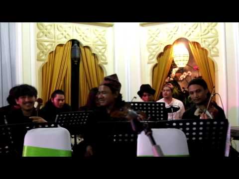 Assalamualayka - Rabbani Sufi Orchestra feat Ibu Khofifah