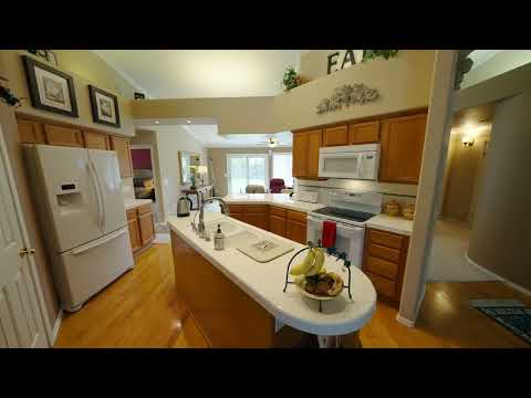 3909 E Paradise Ave New Listing