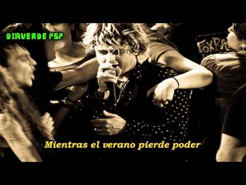 Foxboro Hot Tubs- Red Tide- (Subtitulado en Español)