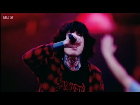 Bring Me The Horizon - Shadow Moses Live (Reading Festival 2015)