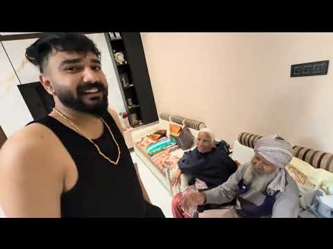 Airport gye gopi nu shadn 🇬🇧🧿 mamy ho gyi sad🥹