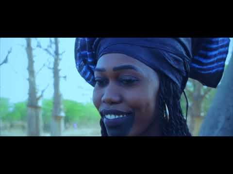 CASY MC. JAMBAAR feat Books § Fatou Diambal