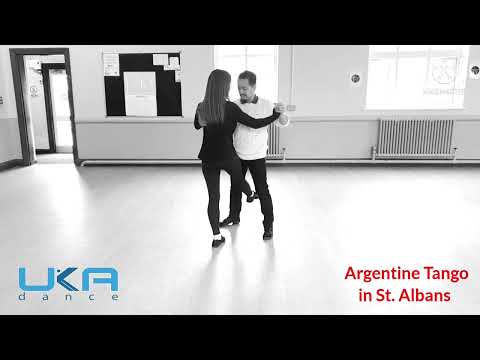 Argentine Tango in St. Albans class combo - Sacada, Giro, Barrida, Pasada, Volcada @salsazenzei