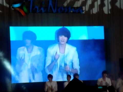 ZE:A  Watch OUT @ Trinoma