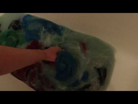 MongoTV_4561 - Del 3 - VASKER TØJ I BADEKAR - Onsdag 8.April 2020