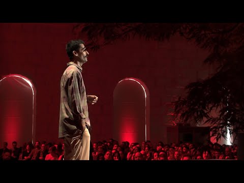 Como superei o legado da minha família disfuncional | António Raminhos | TEDxPorto