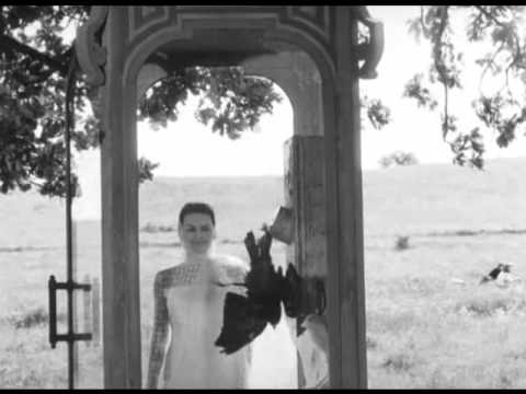 afbeelding Miraculous Virgin (1967)