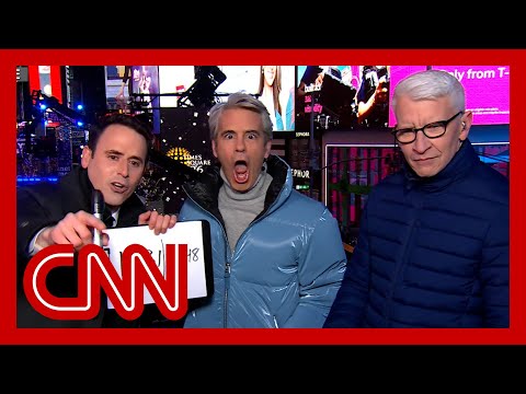 Mentalist Oz Pearlman blows Andy's and Anderson's minds | CNN New Year's Eve 2026
