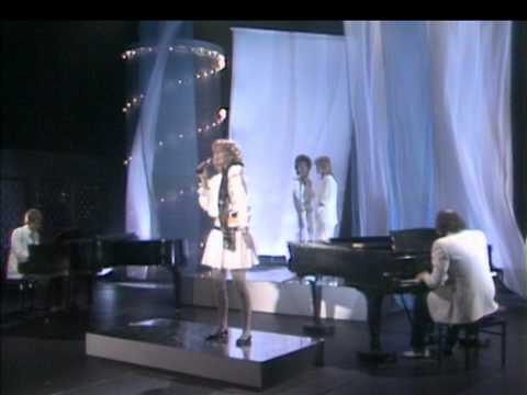 TOPPOP: Bernadette - Sing Me A Song