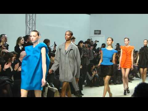 Amaya Arzuaga F/W 2011-2012 Paris Fashion Week