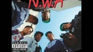 NWA - Straight Outta Compton + Lyrics