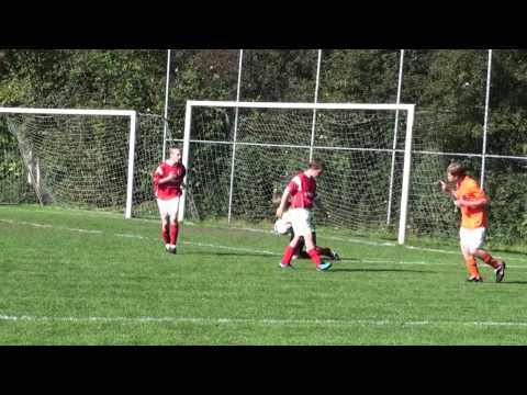 Niekerk D2 - Lewenborg D2 - 1 oktober 2011