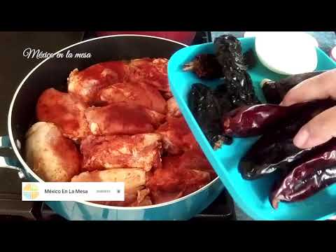 Pollo Adobado En Chile Guajillo Y Chile Morita Con Queso Crema Muy Rico 🍗