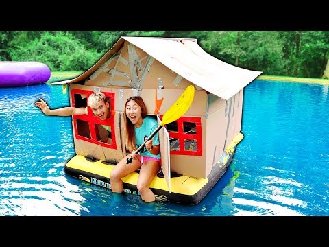 BOX FORT ON WATER!! Video