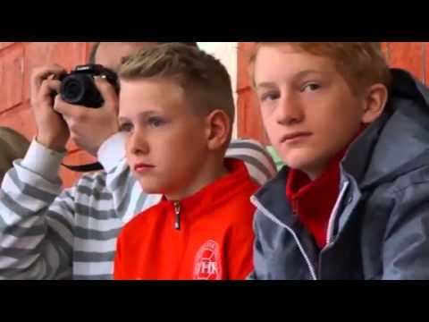 Bella Gulldén vill ha den!!! LVHK mössan!!!