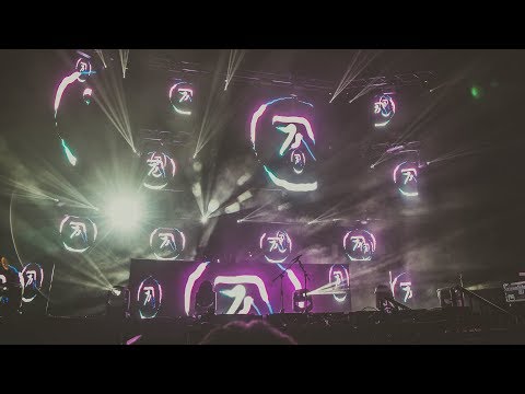 Aphex Twin Live at Field Day 2017 (alt. audio)