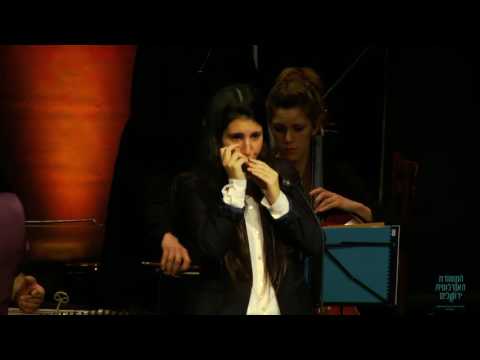 Naz / Kumsalda Dans | Feat. Tom Cohen and Ariel Bart