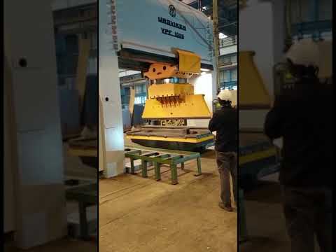 Гидравлический листогибочный пресс URSVIKEN VPF 1000/800 1970