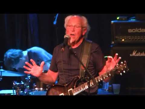 Jethro Tull’s Martin Barre live at Progtoberfest III, Reggies Chicago, Sun Oct 22 2017 part 1