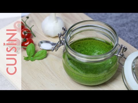 GRÜNES PESTO selber machen | Basilikum Pesto Rezept | einfach & schnell - CUISINI