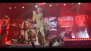 Robbie Williams - Hey Wow Yeah Yeah intro/Let Me Entertain You (Rockwave Festival 2023)