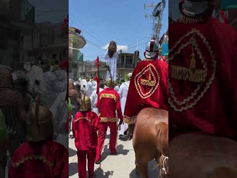 El centurión y los pajes en la Semana Santa en Santa María Zoquitlan Oaxaca 2024