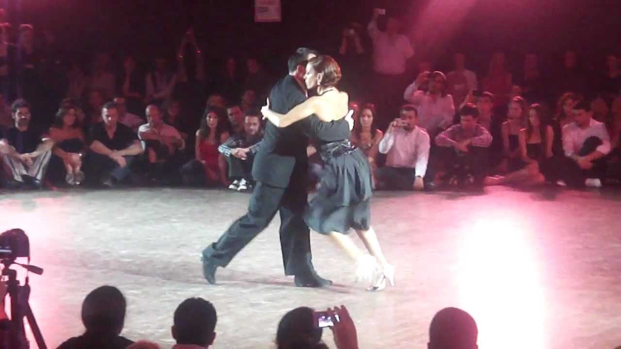 Esteban Moreno & Claudia Codega