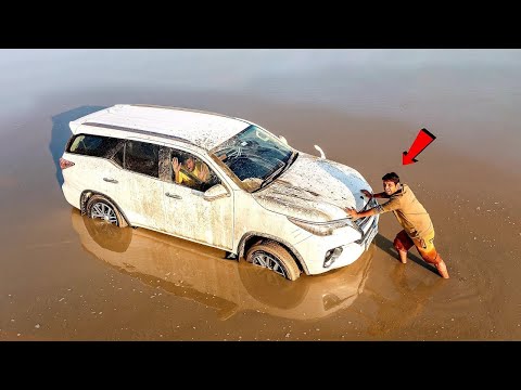 Don't Drive Fortuner in Water - 4x4 Fortuner Car Off-roading