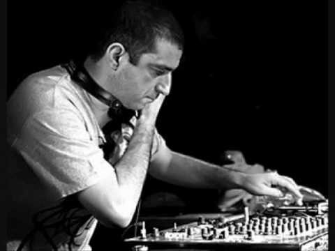 Dj hype feat. Stieber twins - Clash Of The Titans