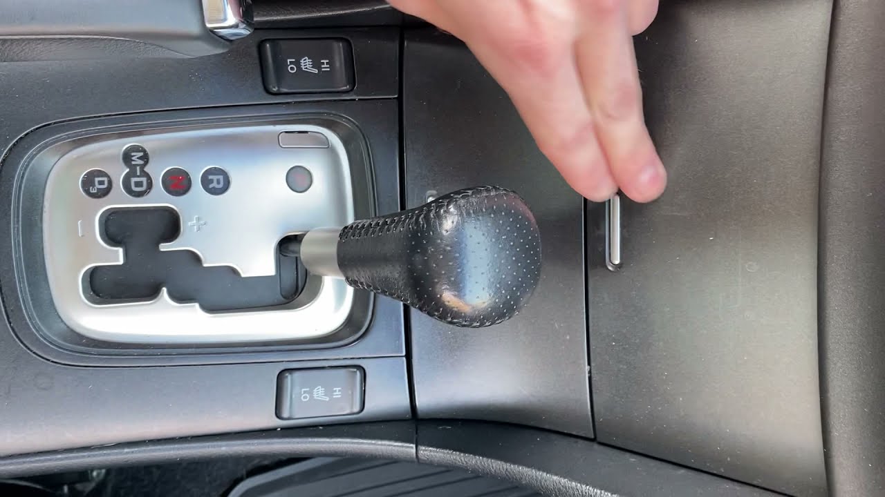 2004 Acura TSX car review (with start up)