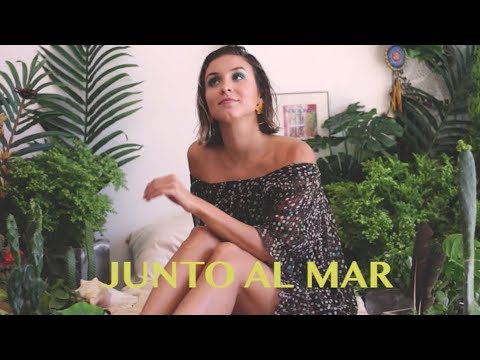 Sofia Macchi - Junto al mar (Video Oficial)