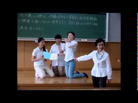 子ども教育学科 発表と講評（絵本読み）