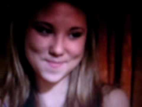 nat and rosalina kiss in polar bears!