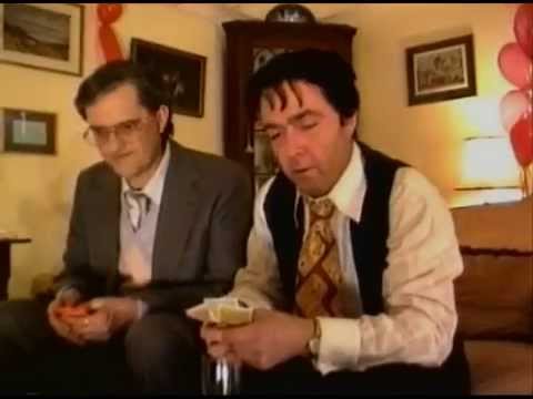 Stella Street: Series 1, Ep6  - The Zulu Party