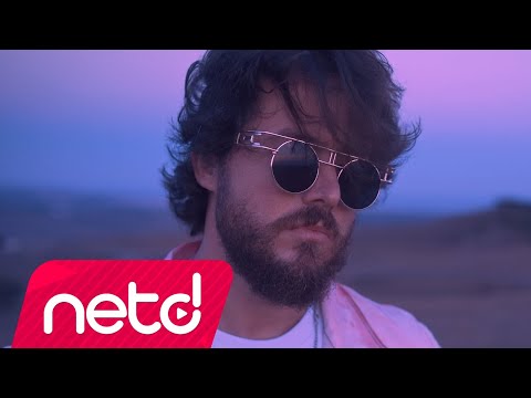 Aydın Kurtoğlu - Şahsiyet