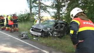 preview picture of video 'Alvorligt færdselsuheld. Bøgvadvej syd for Billund. 06/07-2010. Kl. 17.42.'