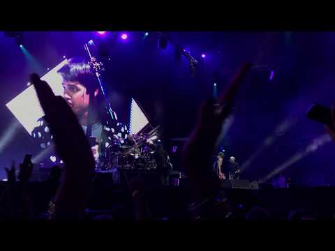 Foo Fighters "Big Me" @ Georgia State Stadium 04/28/2018 (w/ Pierce Tracy Edge on drums AGAIN!)