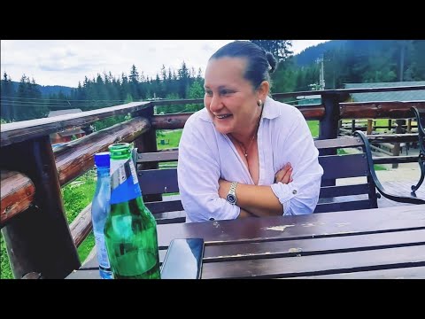 Am ieșit cu iubita la cabana și lacul Bolboci. Câinii maidanezi îl atacă pe Bruno